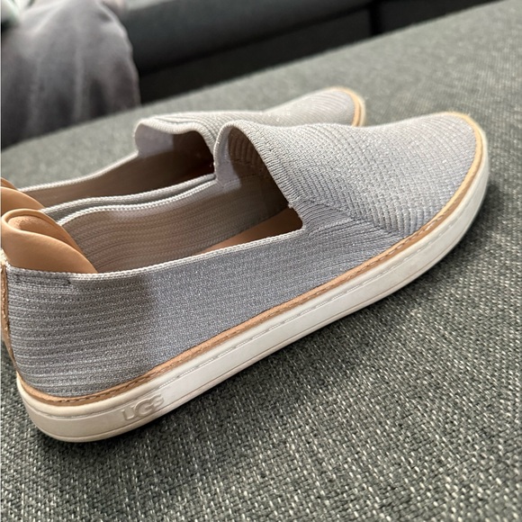 UGG Gray Slip-On Shoes women’s size 8.5 - Picture 8 of 9